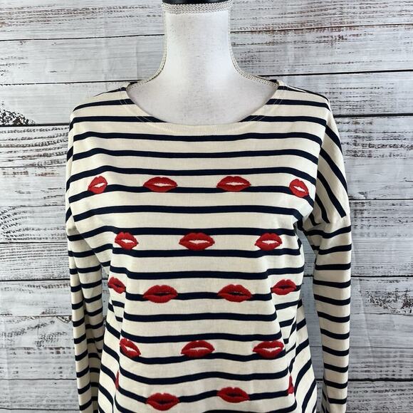 J. Crew Top Pullover sz Small Ivory Navy Blue Striped Lip Stick Lips Embroidery - Picture 2 of 7